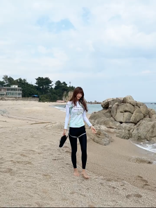 Đồ bơi kín đáo nữ chống nắng phong cách Hàn Quốc da cam đất