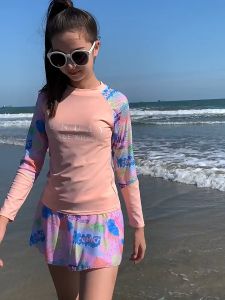 Đồ Bơi Cho Bé Gái Bộ Bơi Bé Gái Dài Tay Habi Fashion HB2302 Họa Tiết Sunday Thiết Kế Dễ Thương Chất Liệu Co Giãn Cho Bé Từ 18-60kg