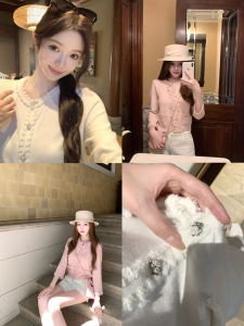 Exquisite Chen Jiamin Chan*l 25S Knitted Woolen Cardigan with Ball Trim Elegant Petite Fashion for Ladies Autumn 2025