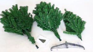  🎄Christmas✨Fast shipping Christmas tree Free decorative strips Size 90cm/120cm/150cm/180cm/210cm Artificial Christmas Tree Bottom metal stand Durable Reusable christmas tree Top Quality PVC Home decor