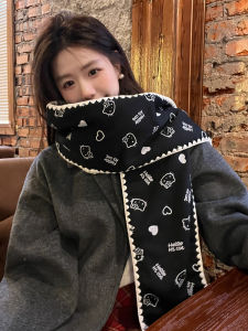 ผ้าพันคอไหมสีแดงลายแมวสไตล์เกาหลีสำหรับผู้หญิงในฤดูหนาว ผ้าคลุมไหล่หนา อบอุ่น ผ้าพันคอสัตว์น่ารัก ผ้าไหมโพลีเอสเตอร์