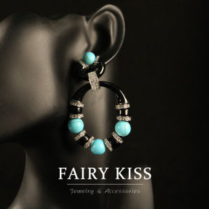 ต่างหูไข่มุกยาวเคลือบสีดำหรูหรามีสไตล์ไม่ซ้ำใครพร้อมสีเทอร์ควอยซ์