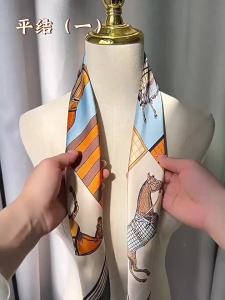 Khăn Quàng Cổ Vuông Màu Hồng Sang Trọng Dành Cho Nữ In Hình Khăn Quàng Cổ Thời Trang Mùa Xuân Tóc Foulard Bandana Khăn Choàng Quấn Phụ Kiện Thông Thường