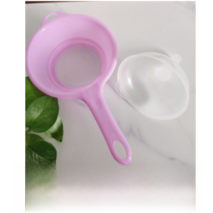 Kitchen Plastic Strainer with Funnel Rice Washing Drain Net Innovative Simple Style Home Use Drainage Spoon for Dining Utensils