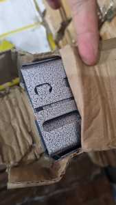 BESI SIKU LUBANG 35X35X12 MM 200 CM ISI 4 PCS