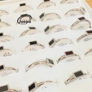 Cincin Titanium Motif Kotak Hitam Model Fashion Elegan Wanita Simple Kekinian CT1