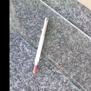 ปากกาแกะสลัก โลหะ สเตนเลส สีเงิน 1 ชุด ด้านบนปากกามีแม่เหล็กในตัว พร้อมส่งในไทย