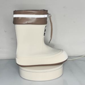 Prelesty Sepatu Sawah Wanita: Anti-Air & Keren