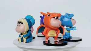 Mô hình SHIN cậu bé bút chì cosplay pokemon phiên bản pokemon 2024