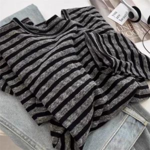 Loose Fit Womens Long Sleeve T-shirt Korean Style Casual Inner Wear Striped Top for Autumn Winter Layering Fashionable Basic Shirt