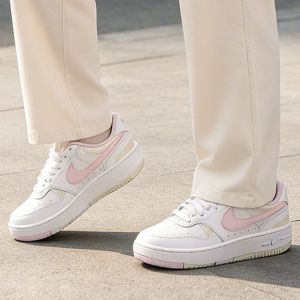 Nike | Giày Thể Thao Trắng Phong Cách Casual Mới Thu GAMMA FORCE