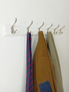 ตู้เสื้อผ้าติดผนังสีขาว ตู้เสื้อผ้าติดผนัง ตู้เสื้อผ้าในห้องนอน ตู้เสื้อผ้าในช่องทางเข้าบ้าน ตู้เสื้อผ้าติดผนัง 7 ส่วนหรือมากกว่านั้น