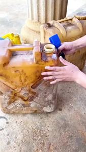 HB Universal Detachable Plastic Funnel Car Motorcycle Refueling Funnel for Gasoline Engine Oil 1Pc