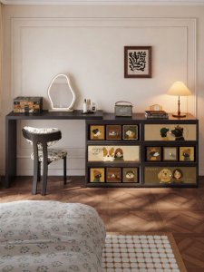 MEISD | Vintage Luxury Makeup Table