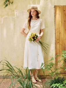 XIANGYING | Bộ Đồ Áo Ren và Đầm Phong Cách Pháp Elegante Trắng