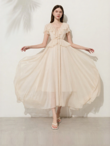 D-PLAY | Đầm A-Line Dây Rút Eo Vòng Cổ Trắng Resort Collection