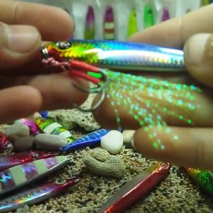 Metal Jig 20 Gram Sisik Red Head Double Assist Mongkalo AMBISIOUS Umpan Casting 20g