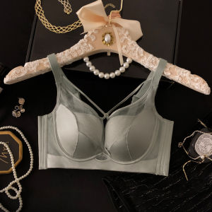 Red Satin Adjustment Type Thin Shell Cup Womens Underwear Soft Steel Ring Bra for Young Women V-Neck Four Row Buckle