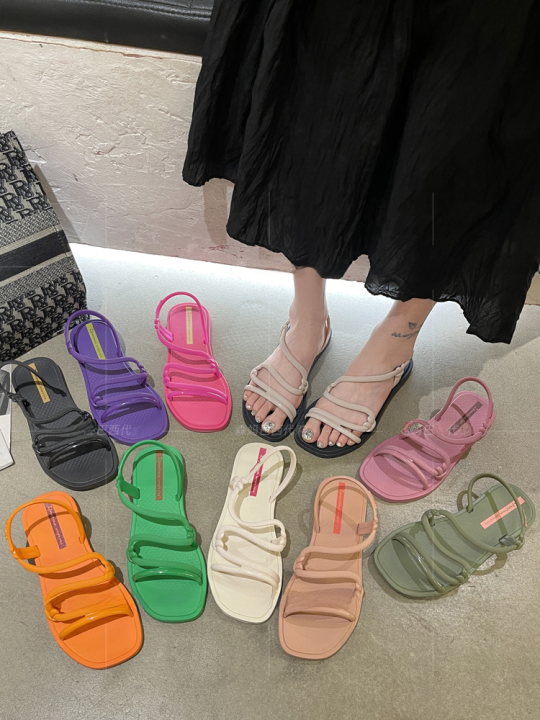 Ipanema%20Flat%20Bottom%20Sandals%20Women's%20Beach%20Shoes%20Cross%20Strap%20Casual%20Slip-On%20Shoes%20Rubber%20Sole%20Youth%20And%20Middle-Aged%20Suitable%20-%20Image%205