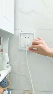 Hộp Che Ổ Điện Chống Bụi Che Nước Mưa Bảo Vệ An Toàn Cho Bé