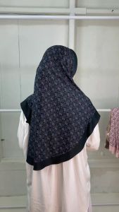 Soutfits Jilbab Instan Daily Hijab Bergo Pet Bahan Jersey Premium Motif Monogram Printing Sublim