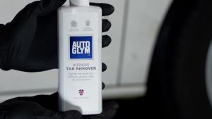 Autoglym Intensive Tar Remover (325ml) | A safe fast acting solution to remove stubborn tar spots glue residue pen marks oil and fuel stains inside and out.