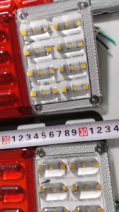Đèn hậu LED Runlai Cao Cấp 3 khoang 4 khoang điện DC12V hoặc 24V cho xe Tải Đầu Kéo RơMoóc Siêu Sáng