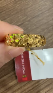 Poh Heng Jewellery 22K Floral Ring in Yellow Gold[Price by Weight]