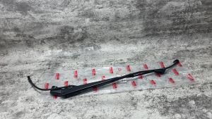 Gagang Wiper Isuzu ELF Original: Aksesoris Berkualitas Tinggi untuk Mobil Anda