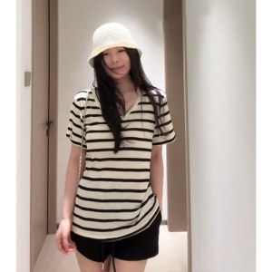 YUEZHONGWEI | Color Block Striped V-Neck T-Shirt Womens Summer Design Sense Lightweight Knitted Short Sleeve Silk Ice Silk Top