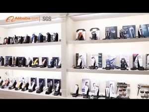 HTC ปัตตาเลี่ยนตัดขนสุนัขและสัตว์เลี้ยงสำหรับช่างมืออาชีพ ใบมีดสเตนเลส กว้าง 45 มม. เซาะร่อง CT-605 ตัดคมเครื่องไม่ร้อนง่าย สายไฟขนาด 0.5 ยาว 2.4 เมตร - สีขาว