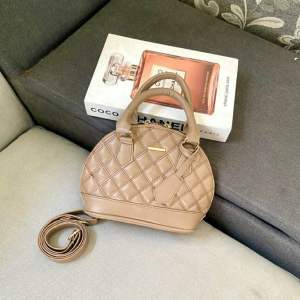 Tas Wanita - Tas selempang wanita - Tas wanita terbaru - Tas selempang - ELZA