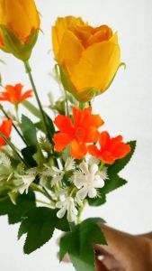 Bunga mawar mini Tulip cabang 5 - bunga mawar plastik Imitasi mawar tulip artificial untuk dekorasi rumah dekorasi kamar dan dekorasi wedding atau dekorasi pelaminan