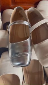 Mary Jane Flat Shoes Women Vintage Style Soft Sole with Bow Accent