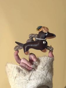 Cute Sausage Dog Shark Clip Korean Style Unique Design Hair Accessories for Girls Fashionable Unbranded Hair Grips