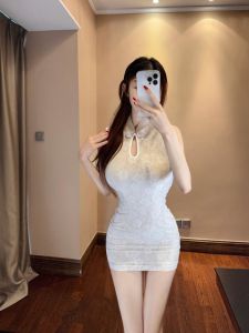 Siri White Short Shoulder Bared Qipao Original Pure Desire Sleeveless Waist Cinching Body Shape Highlighting Fashionable Bodycon Dress