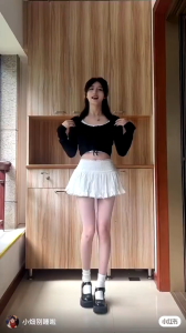 Chân Váy Ren Ngắn Dáng Chữ A Viền Ren Cạp Cao Có Quần Bảo Hộ Bên Trong TQ Fashion 237