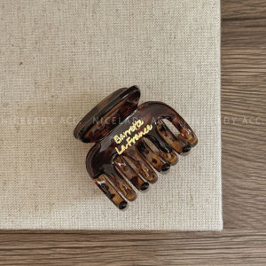 กิ๊บติดผมทรงสี่เหลี่ยมเรขาคณิตขนาดกลางสำหรับผู้หญิง สไตล์เกาหลี แฟชั่น ของตกแต่งผมแบบใหม่ ไม่มีแบรนด์