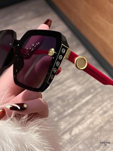 GUOQI | Ultraviolet Protection Polarized Womens Classic Square Sunglasses