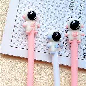 Bút Bi Bút Gel Hình Phi Hành Gia Ngòi 0.5mm Viết Đều Mực Hình Dáng Dễ Thương