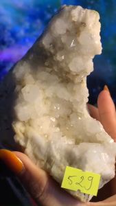 MẢNH hốc ĐÁ THẠCH ANH TỰ NHIÊN VÀNG NGÀ năng lượng phong thủy cao 529