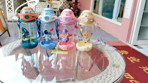 【Home_Master】แก้วใส่น้ำ ขวดน้ำเด็กไปโรงเรียน ลายการ์ตูน 500ml พร้อมสายสะพาย