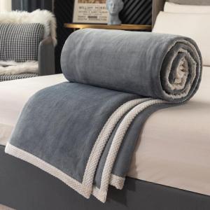 Double-sided Thickened Flannel Blanket