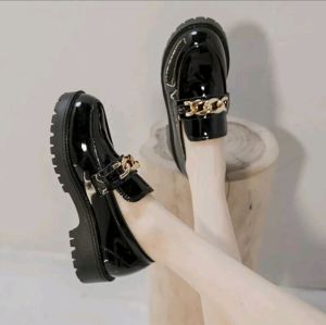 Sepatu Docmart Wanita Rantai Logam Gold Premium Terbaru Fashion