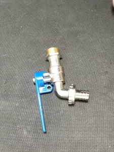 ก็อกน้ำ ก็อกสนาม ติดตั้งง่าย แข็งแรง ทนทาน ก็อกน้ำอเนกประสงค์ พร้อมส่ง