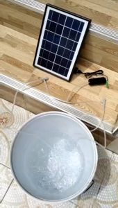 แผงโซลาร์เซลล์ 3W พลังงานแสงอาทิตย์ oxygenator USB ปั๊มออกซิเจนหลอดคู่ปั๊มลมแบบพกพากลางแจ้งตกปลาอาหารทะเลออกซิเจน