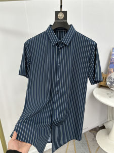 Smooth Pressed Casual Mens Shirt Short Sleeve Anti-Wrinkle No-Ironing Vertical Stripes Seamless Standard Fit Summer Thin Model