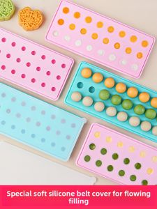 Silicone Chocolate Yolk Flowing Heart Mooncake round Ball Ice Cream Ball Yogurt Frozen Ice Block Ice Tray Box Home Use Mold