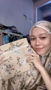 Mukena Rayon Motif Alodia Renda Kecil Super Premium Lembut & Adem