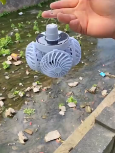portable clip fan 12 inch oscillating head desktop fan Cute fan that can be clipped for the bedroom and office beautiful modeling